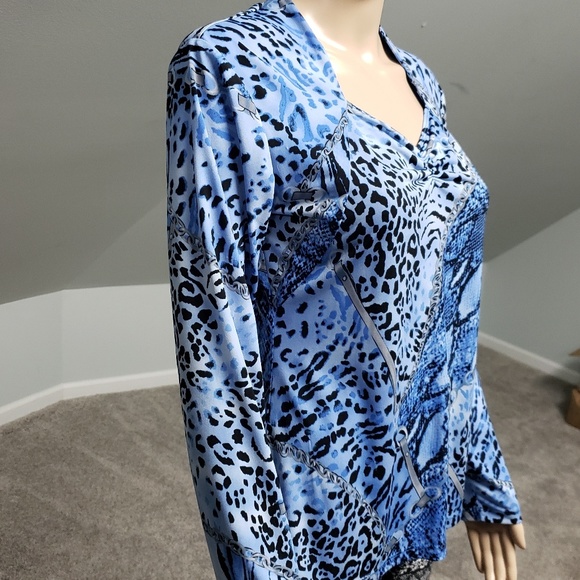 Simonton Says Blouse - Picture 2 of 5